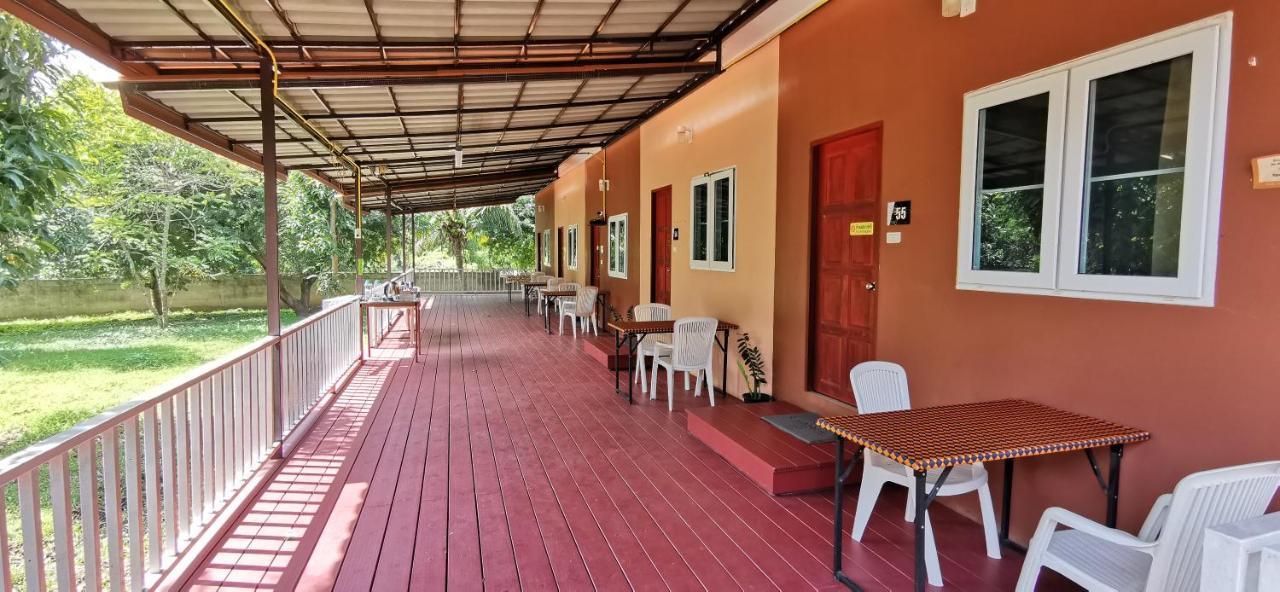 Baan Pordee Homestay Phayayen Eksteriør bilde